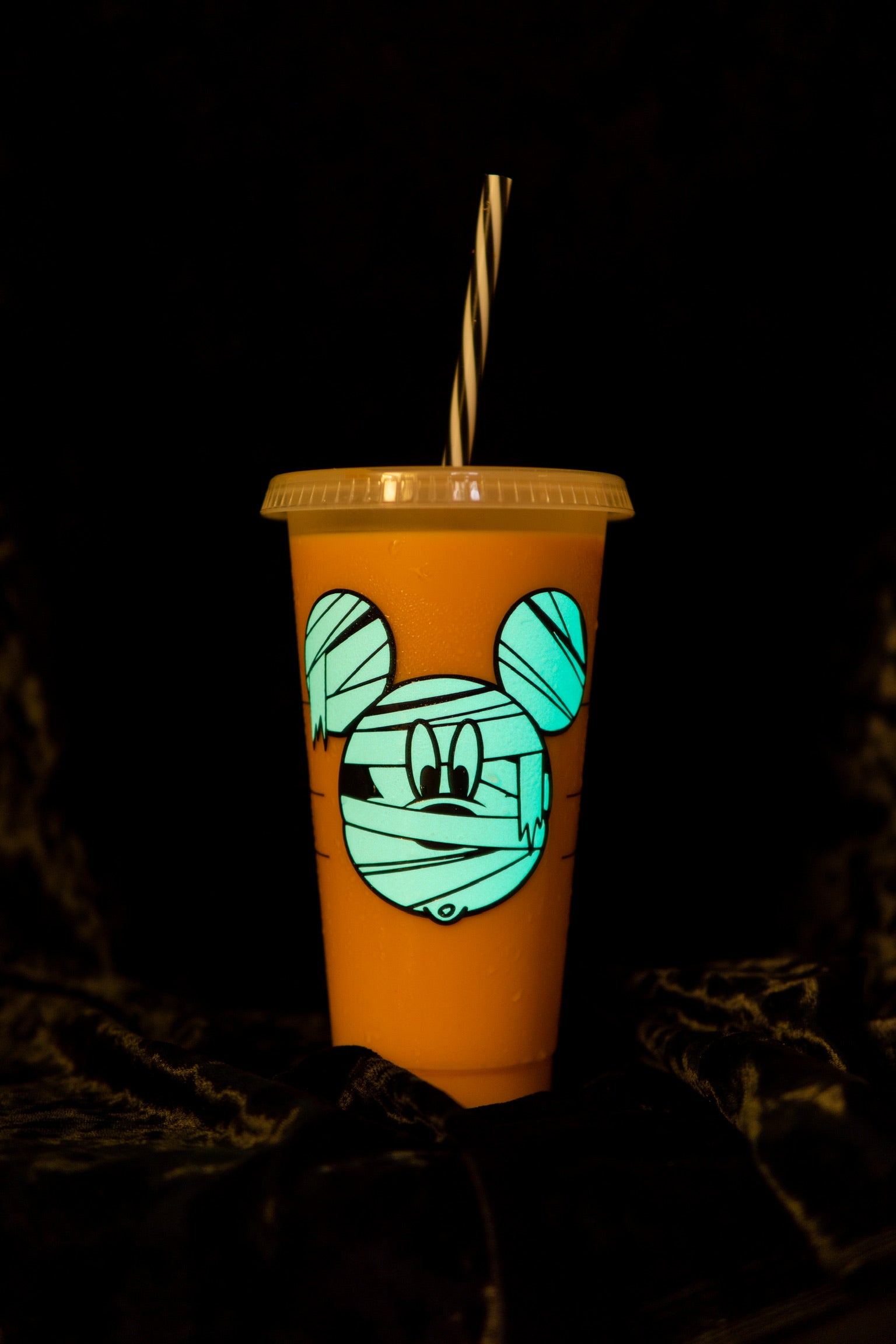 BOO! MUMMY MOUSE—GLOW IN THE DARK