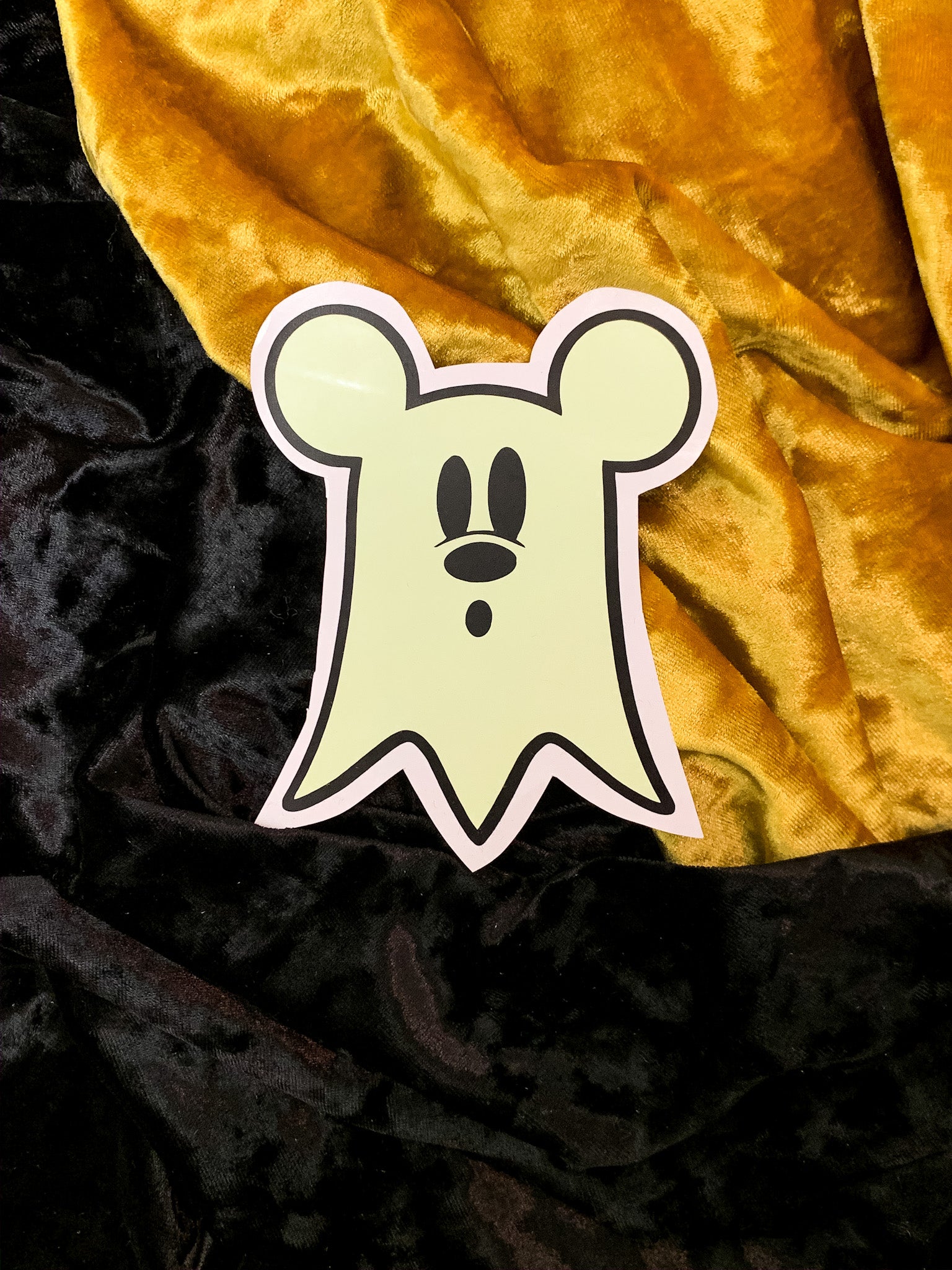 GHOSTIE MOUSE—GLOW IN THE DARK